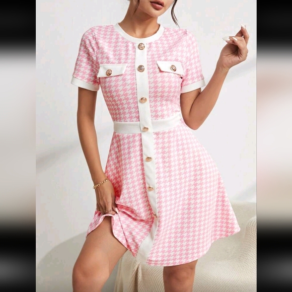 Free Spirit Boutique 727 Dresses & Skirts - Pink Houndstooth Button-Front Dress